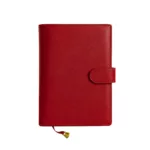 Portada de agenda modelo Premium con correa color rojo – Mora Cueros Perú