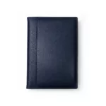 Agenda diaria 2027 de biocuero azul zafiro, diseño elegante de Mora Cueros.